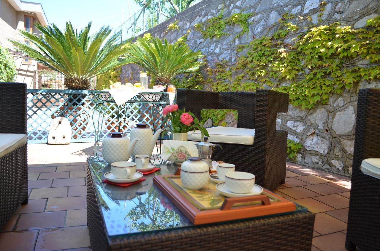 Bed and Breakfast Vicoletto Dell'Aria Вико-Экуенсе Экстерьер фото